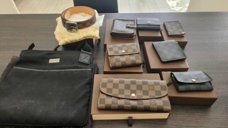 ヴィトンの小物/グッチのバッグ