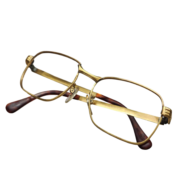 金縁のメガネ